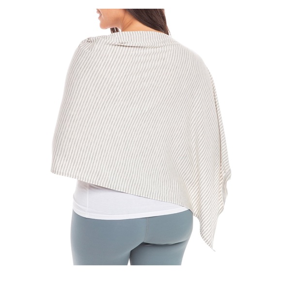 Secret Treasures Women’s Maternity Nursing Wrap Xl-3XL Multi color - Picture 2 of 5